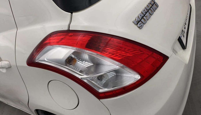 2015 Maruti Swift ZXI, Petrol, Manual, 93,061 km, Left tail light - Minor scratches