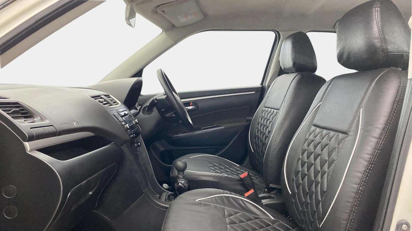 2015 Maruti Swift ZXI, Petrol, Manual, 93,235 km, Right Side Front Door Cabin
