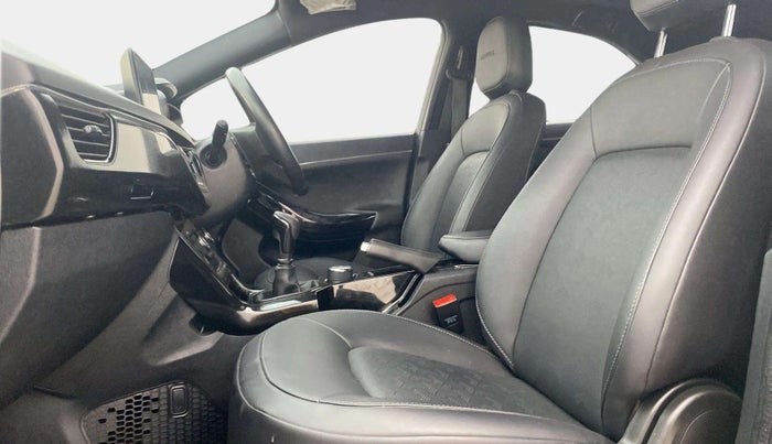 2022 Tata NEXON XZ PLUS (O) PETROL DARK EDITION, Petrol, Manual, 45,917 km, Right Side Front Door Cabin
