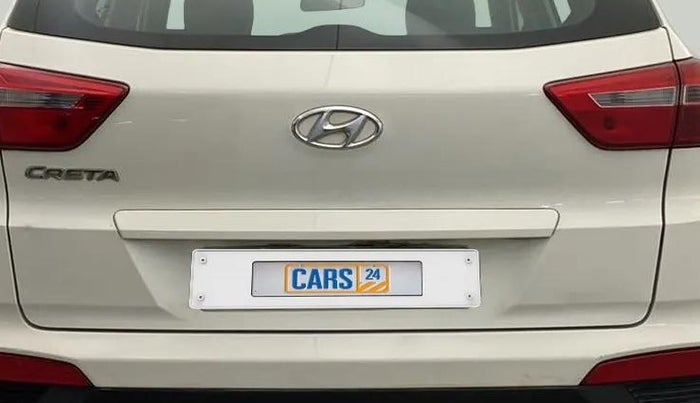 2017 Hyundai Creta E PLUS 1.6 PETROL, Petrol, Manual, 40,645 km, Dicky (Boot door) - Slightly dented