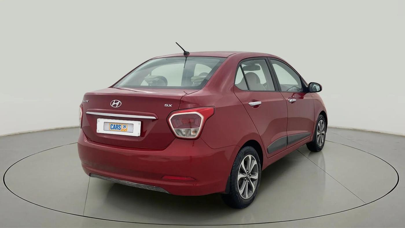 2014 Hyundai Xcent SX 1.2 (O), Petrol, Manual, 1,12,564 km, Right Back Diagonal