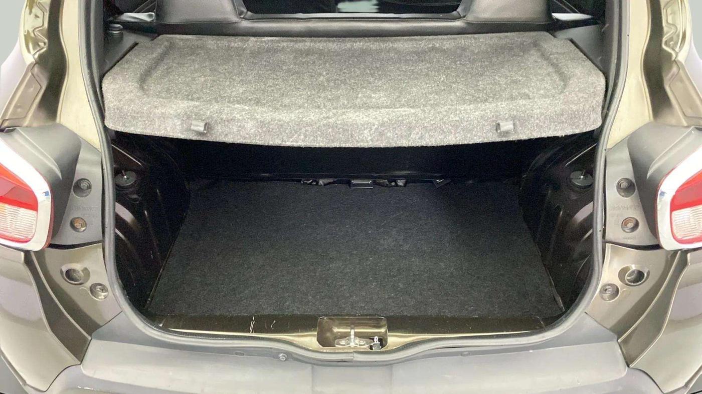2018 Renault Kwid RXT 1.0 AMT (O), Petrol, Automatic, 38,152 km, Boot Inside