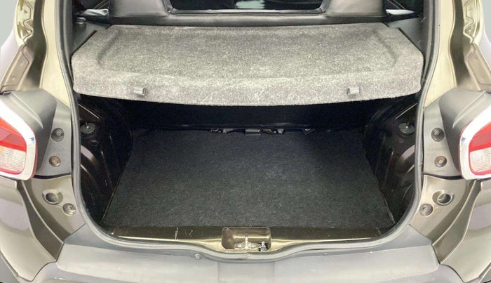 2018 Renault Kwid RXT 1.0 AMT (O), Petrol, Automatic, 38,152 km, Boot Inside