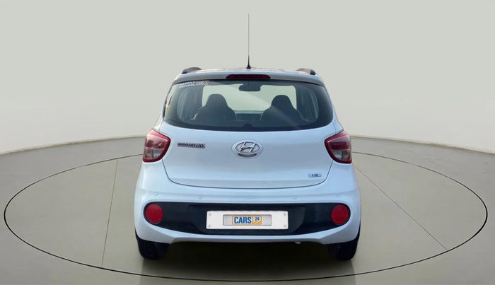 2019 Hyundai Grand i10 MAGNA AT 1.2 KAPPA VTVT, Petrol, Automatic, 66,619 km, Back/Rear