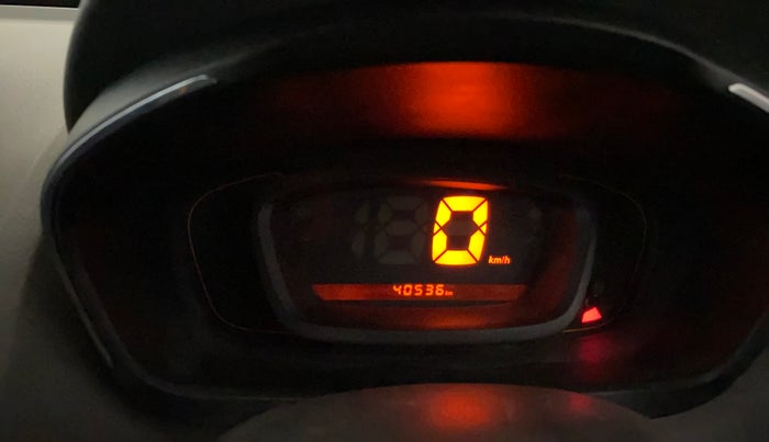 2016 Renault Kwid RXT 0.8, Petrol, Manual, 40,536 km, Odometer Image