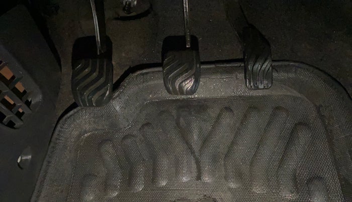 2016 Renault Kwid RXT 0.8, Petrol, Manual, 40,536 km, Pedals