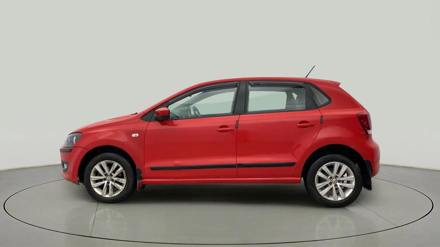 2013 Volkswagen Polo HIGHLINE1.2L, Petrol, Manual, 62,219 km, Left Side