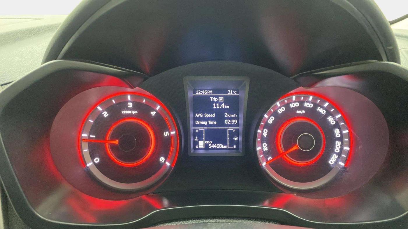 2021 Mahindra XUV300 W8 (O) 1.5 DIESEL, Diesel, Manual, 54,492 km, Odometer Image
