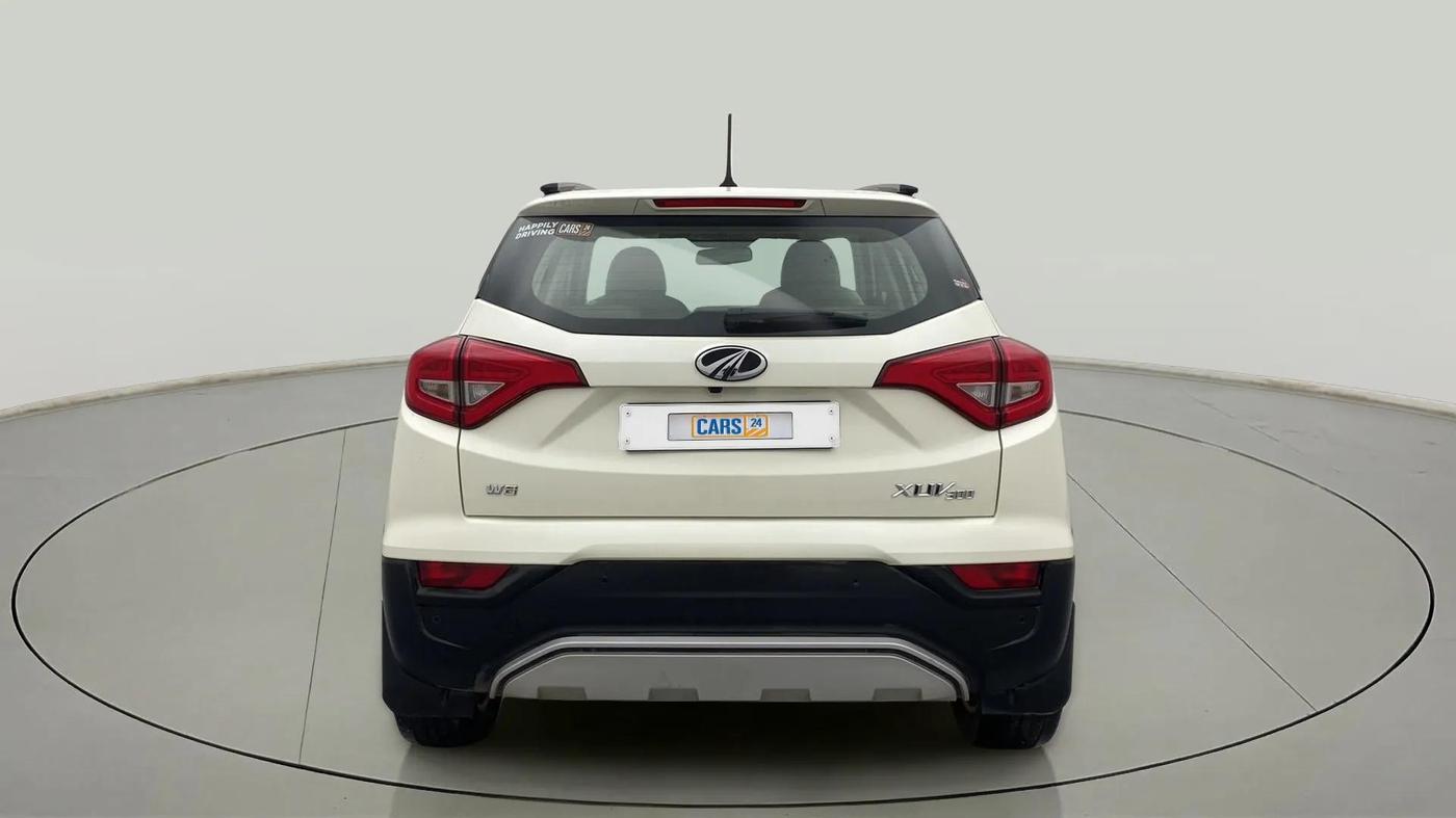 2021 Mahindra XUV300 W8 (O) 1.5 DIESEL, Diesel, Manual, 54,492 km, Back/Rear