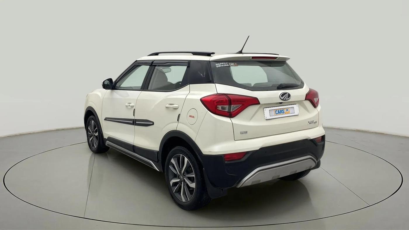 2021 Mahindra XUV300 W8 (O) 1.5 DIESEL, Diesel, Manual, 54,492 km, Left Back Diagonal