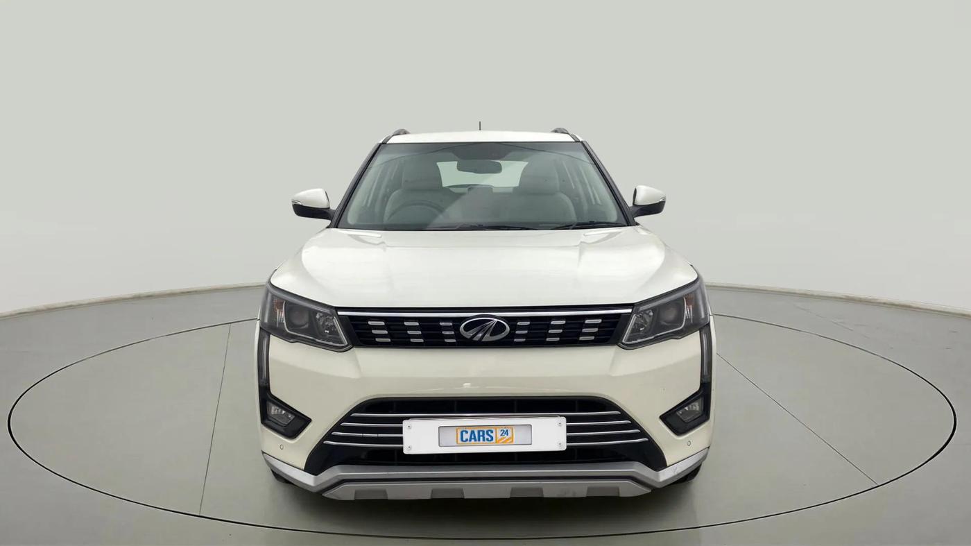 2021 Mahindra XUV300 W8 (O) 1.5 DIESEL, Diesel, Manual, 54,492 km, Front