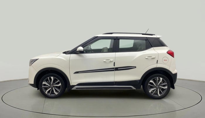 2021 Mahindra XUV300 W8 (O) 1.5 DIESEL, Diesel, Manual, 54,492 km, Left Side