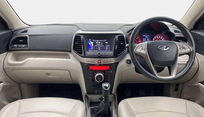2021 Mahindra XUV300 W8 (O) 1.5 DIESEL, Diesel, Manual, 54,492 km, Dashboard