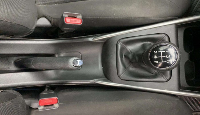 2022 Maruti Baleno ALPHA PETROL 1.2, Petrol, Manual, 70,595 km, Gear Lever