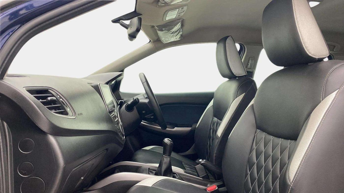 2019 Toyota Glanza V, Petrol, Manual, 93,378 km, Right Side Front Door Cabin