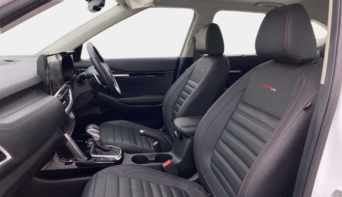 2022 KIA SELTOS GTX PLUS DCT 1.4 PETROL, Petrol, Automatic, 25,085 km, Right Side Front Door Cabin
