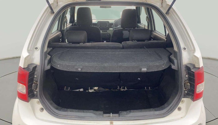 2017 Maruti IGNIS DELTA 1.2, Petrol, Manual, 55,387 km, Boot Inside
