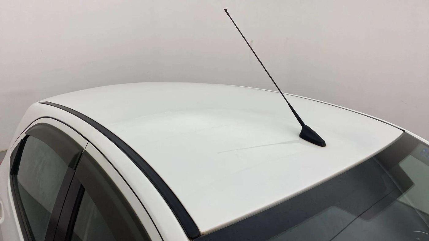 2018 Tata Tiago XZ PETROL, Petrol, Manual, 70,804 km, Roof
