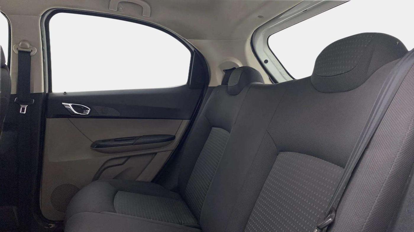 2018 Tata Tiago XZ PETROL, Petrol, Manual, 70,804 km, Right Side Rear Door Cabin