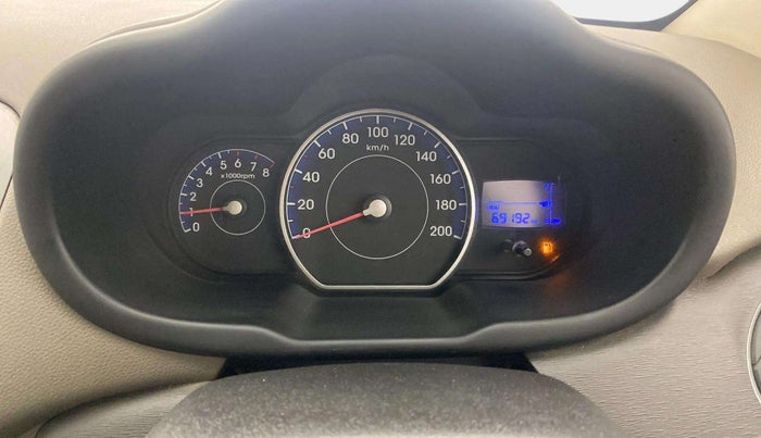 2013 Hyundai i10 MAGNA 1.1, CNG, Manual, 69,357 km, Odometer Image