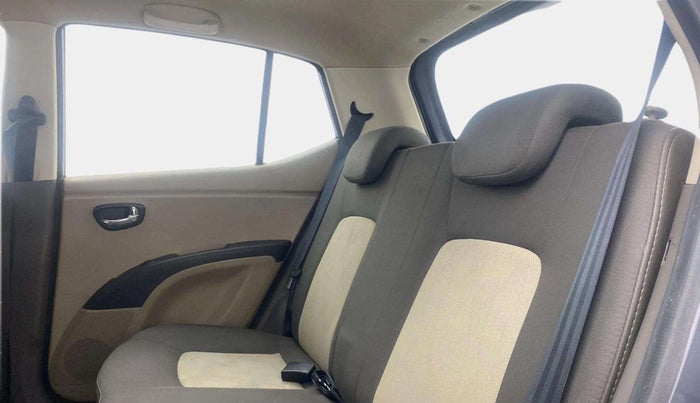 2013 Hyundai i10 SPORTZ 1.2, Petrol, Manual, 37,714 km, Right Side Rear Door Cabin