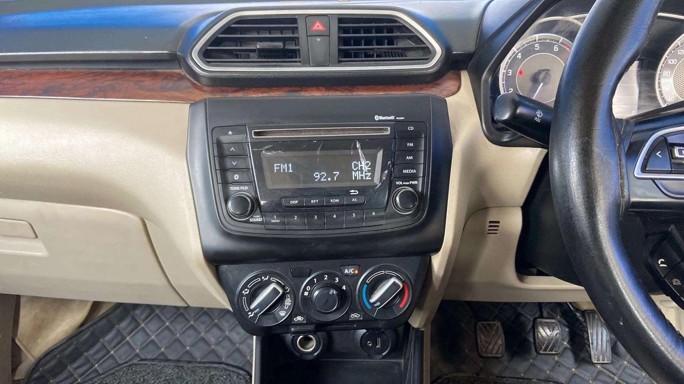 2018 Maruti Dzire VXI, Petrol, Manual, 82,681 km, Air Conditioner