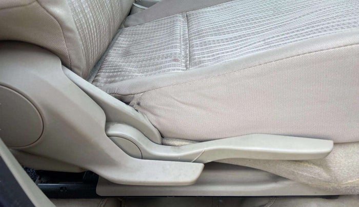 2018 Maruti Dzire VXI, Petrol, Manual, 82,681 km, Driver Side Adjustment Panel