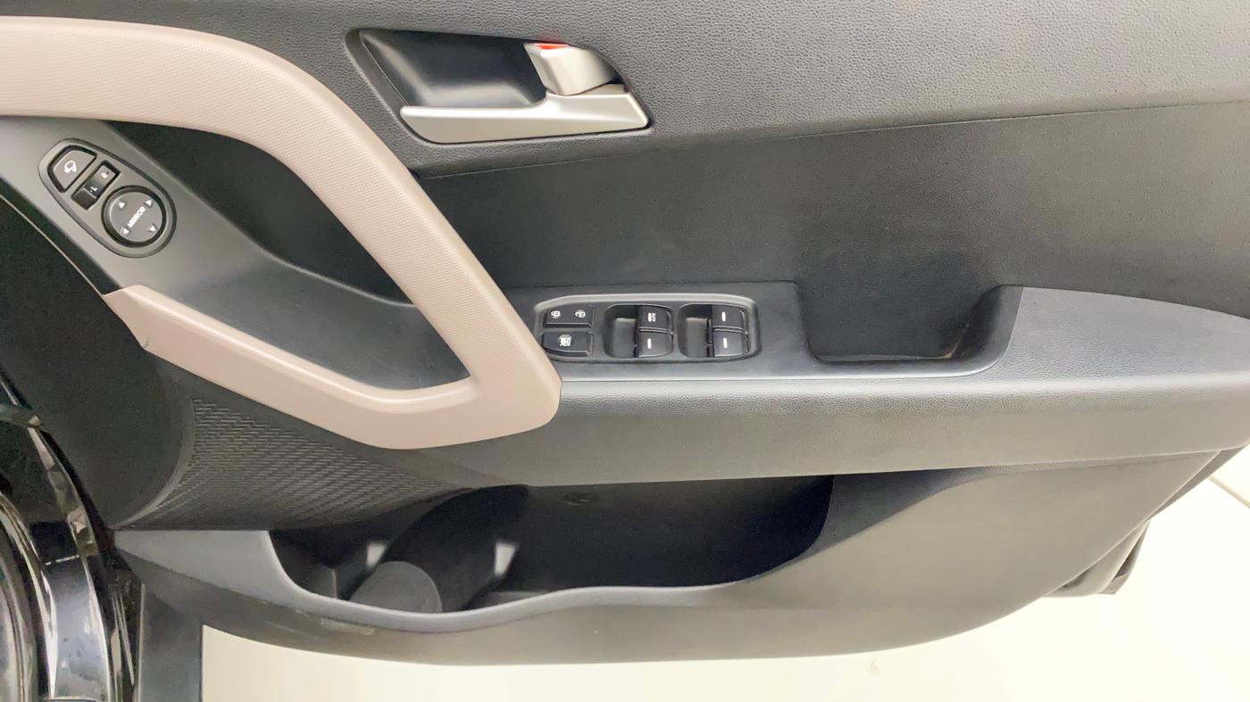 2018 Hyundai Creta SX AT 1.6 PETROL, CNG, Automatic, 41,028 km, Driver Side Door Panels Control