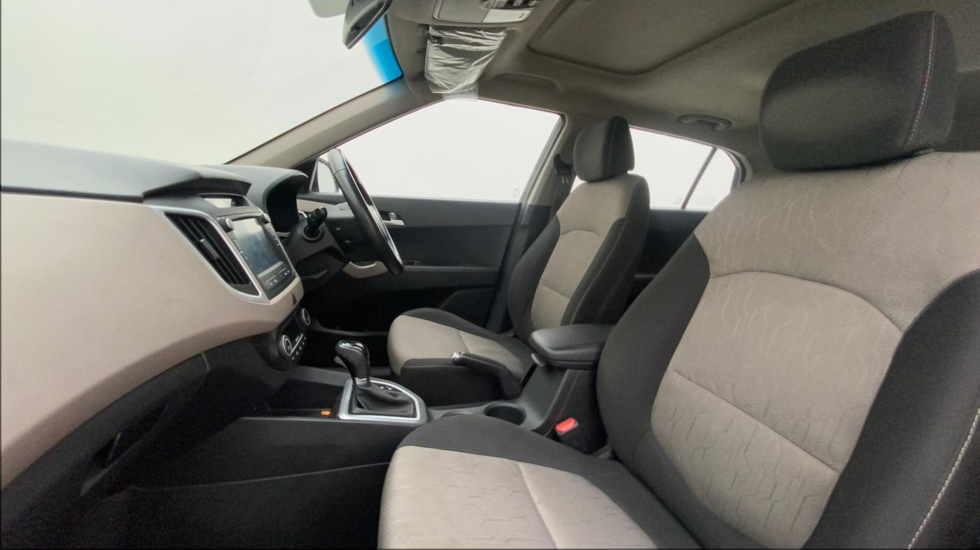 2018 Hyundai Creta SX AT 1.6 PETROL, CNG, Automatic, 41,028 km, Right Side Front Door Cabin