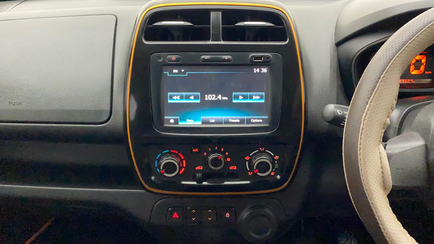 2017 Renault Kwid CLIMBER 1.0, Petrol, Manual, 37,389 km, Air Conditioner