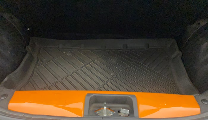 2022 Maruti S PRESSO VXI PLUS AMT, Petrol, Automatic, 2,635 km, Boot Inside