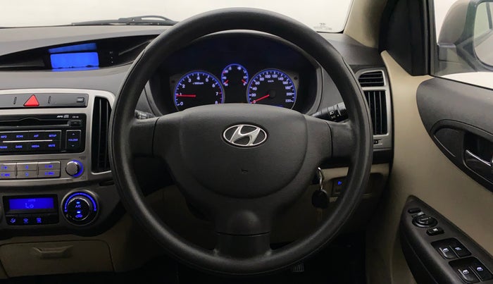 2014 Hyundai i20 MAGNA (O) 1.2, Petrol, Manual, 32,444 km, Steering Wheel Close Up