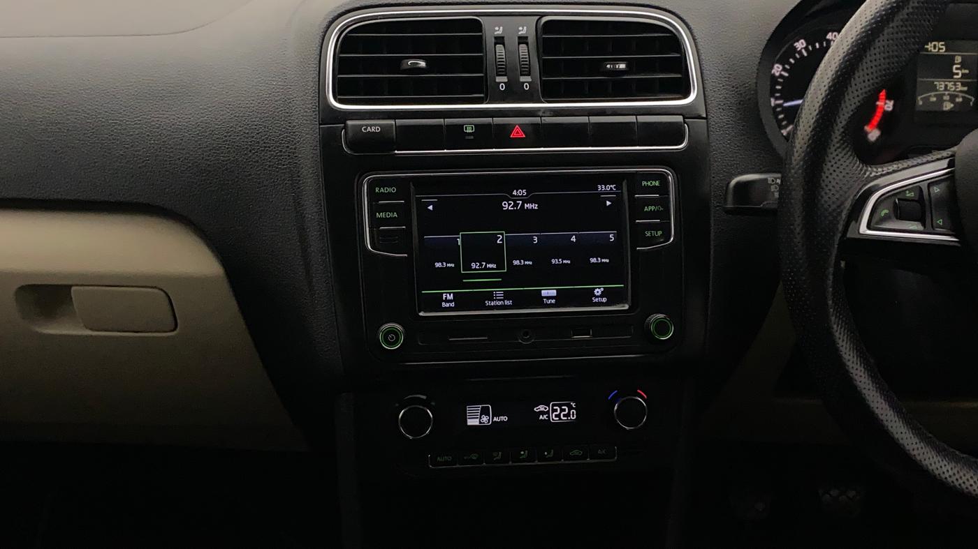 2019 Skoda Rapid AMBITION 1.6 MPI MT, Petrol, Manual, 74,318 km, Air Conditioner