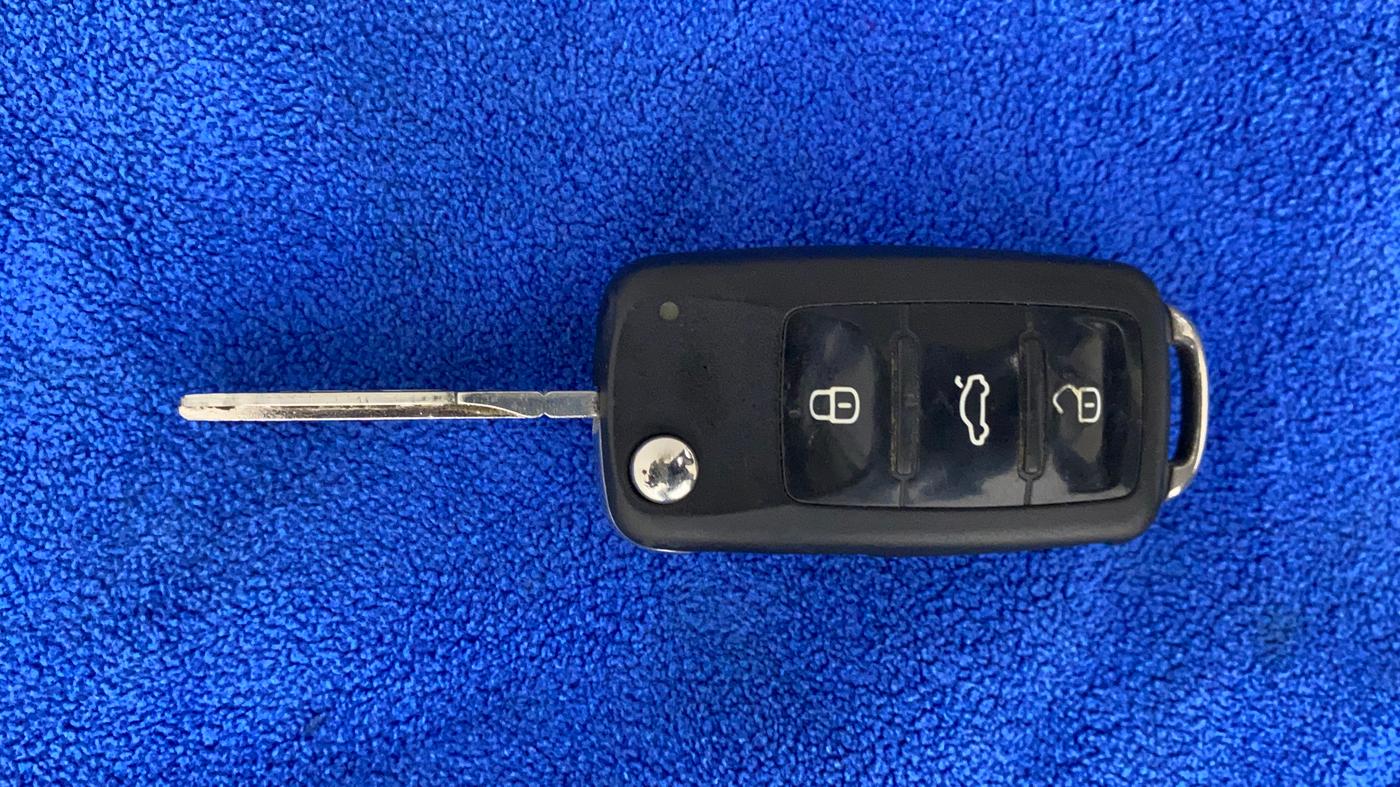 2019 Skoda Rapid AMBITION 1.6 MPI MT, Petrol, Manual, 74,318 km, Key Close Up