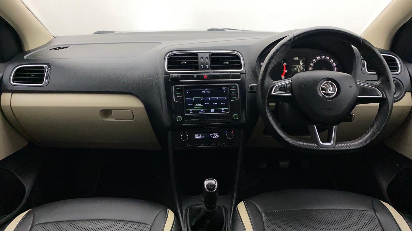 2019 Skoda Rapid AMBITION 1.6 MPI MT, Petrol, Manual, 74,318 km, Dashboard