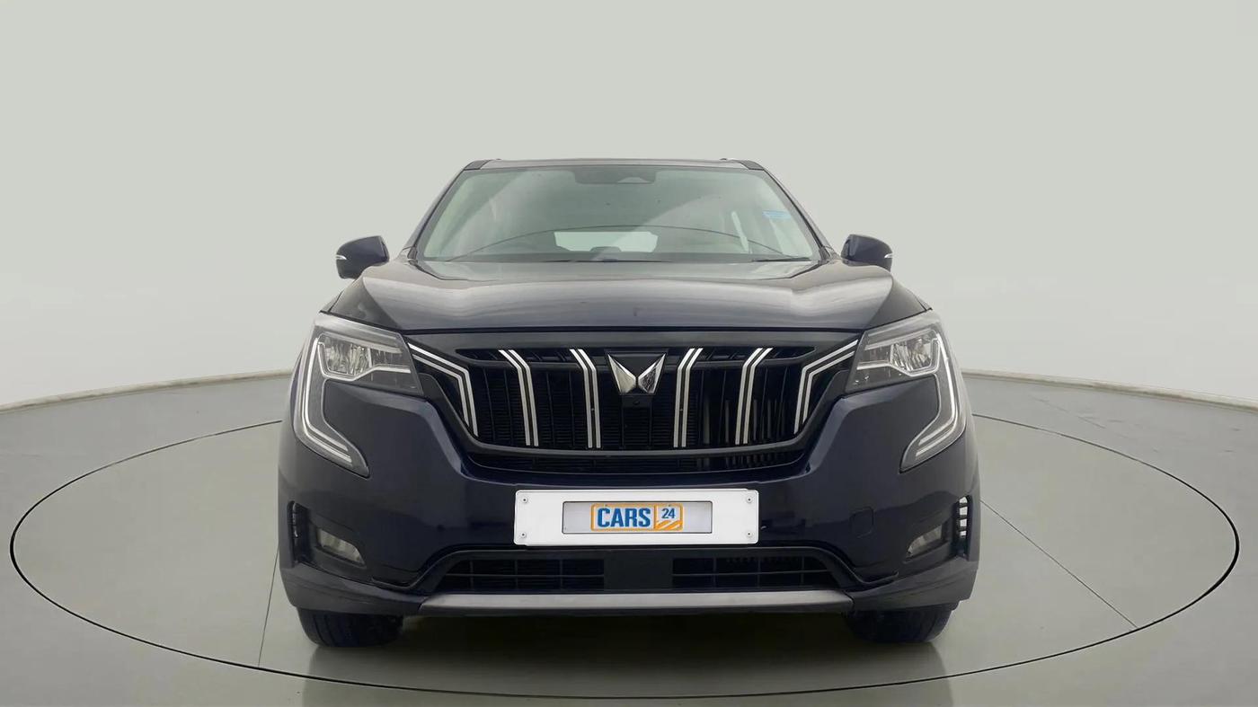 2023 Mahindra XUV700 AX 7 LUXURY P AT 7 STR, Petrol, Automatic, 11,674 km, Front