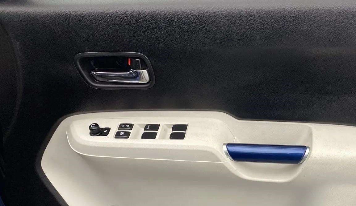 2021 Maruti IGNIS ALPHA 1.2 AMT, Petrol, Automatic, 21,012 km, Driver Side Door Panels Control