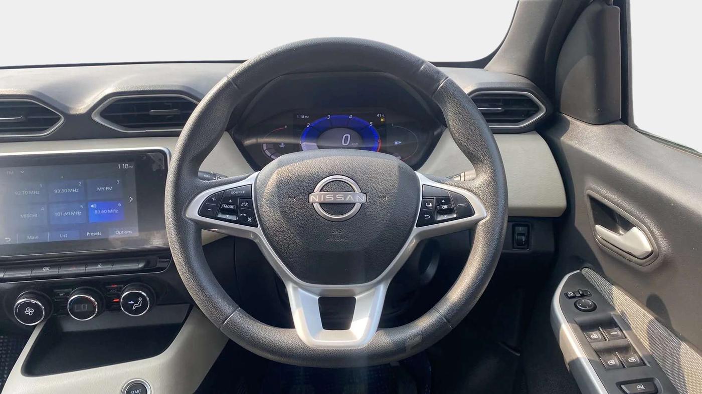 2021 Nissan MAGNITE XV MT, Petrol, Manual, 24,244 km, Steering Wheel Close Up