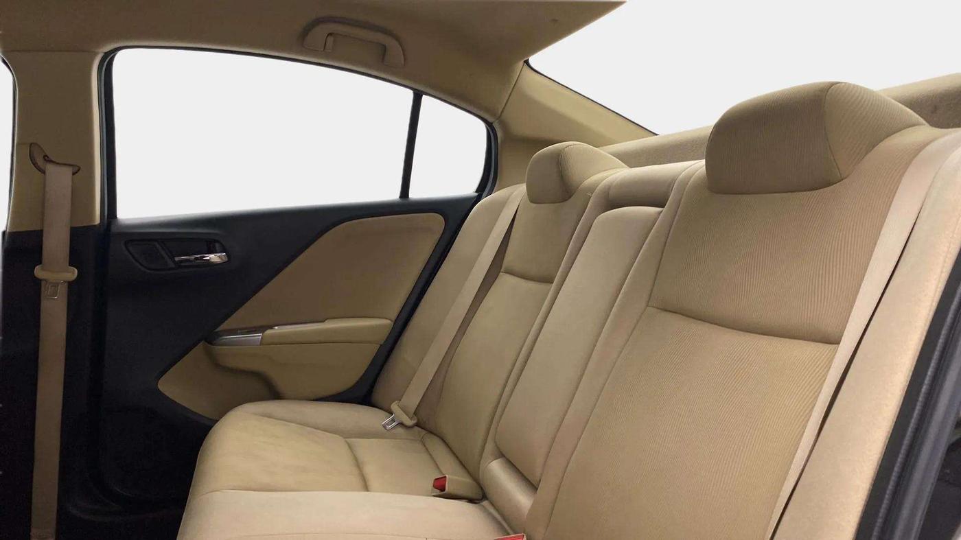 2014 Honda City 1.5L I-VTEC V MT, Petrol, Manual, 46,600 km, Right Side Rear Door Cabin
