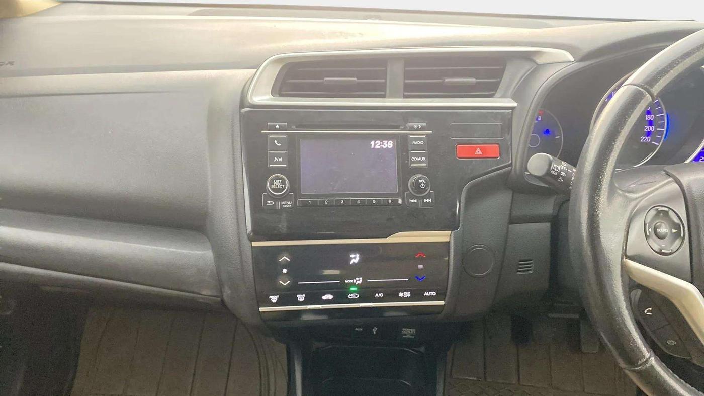 2015 Honda Jazz 1.2L I-VTEC V, Petrol, Manual, 80,845 km, Air Conditioner