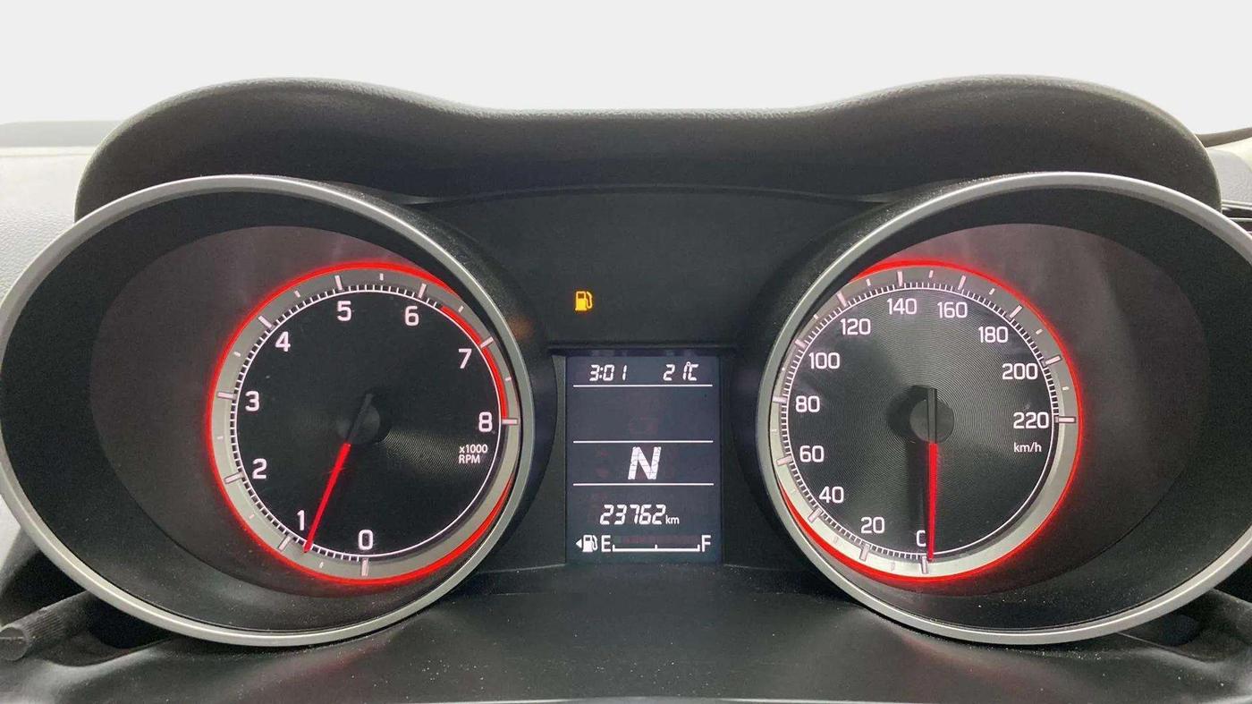 2023 Maruti Swift VXI AMT, Petrol, Automatic, 23,761 km, Odometer Image
