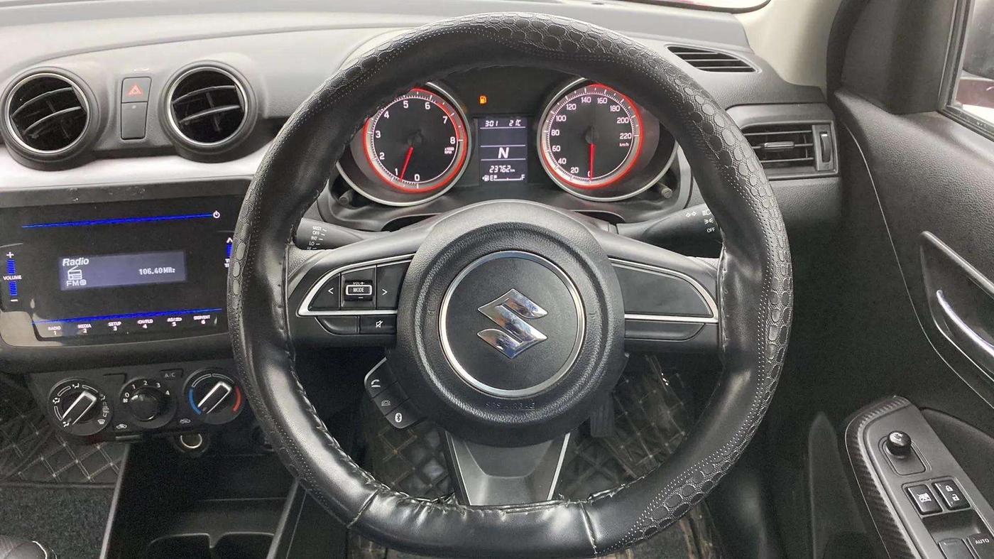 2023 Maruti Swift VXI AMT, Petrol, Automatic, 23,761 km, Steering Wheel Close Up