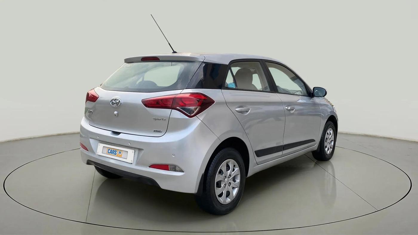 2016 Hyundai Elite i20 SPORTZ 1.2, Petrol, Manual, 22,838 km, Right Back Diagonal