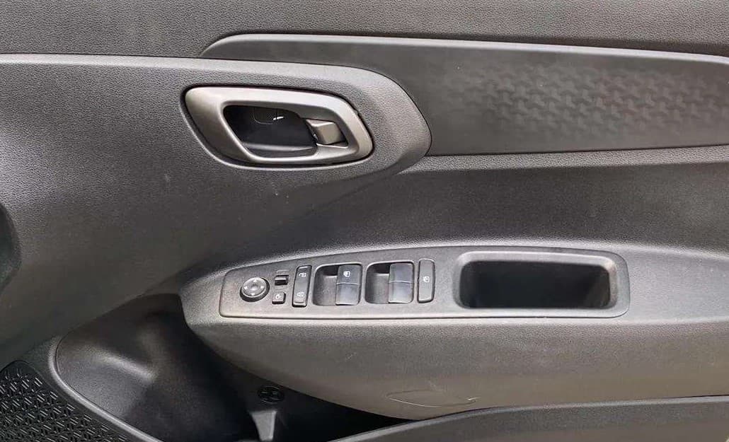 2023 Hyundai EXTER SX 1.2 MT DUAL TONE, Petrol, Manual, 9,110 km, Driver Side Door Panels Control