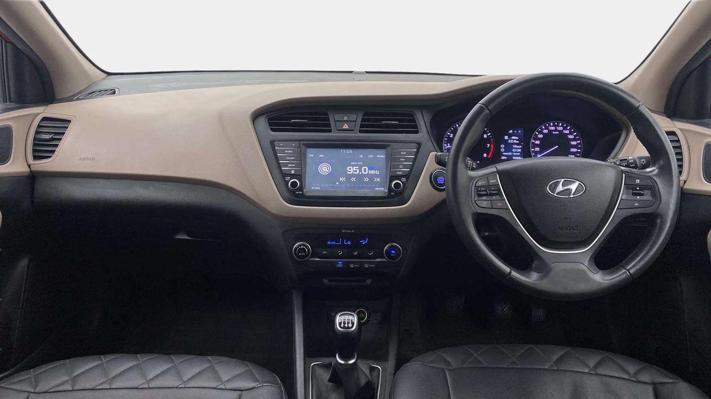 2016 Hyundai Elite i20 ASTA 1.2 (O), Petrol, Manual, 15,490 km, Dashboard