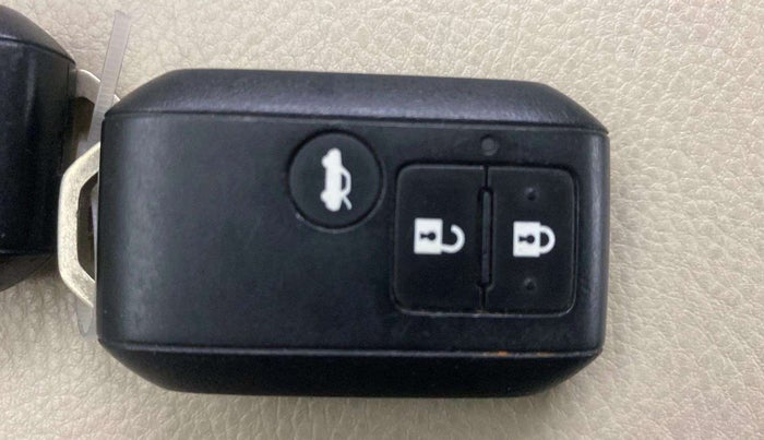 2018 Maruti Dzire ZXI PLUS, Petrol, Manual, 40,147 km, Key Close Up