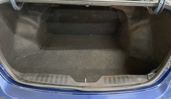 2018 Maruti Ciaz ALPHA  AT 1.5 SHVS PETROL, Petrol, Automatic, 47,896 km, Boot Inside