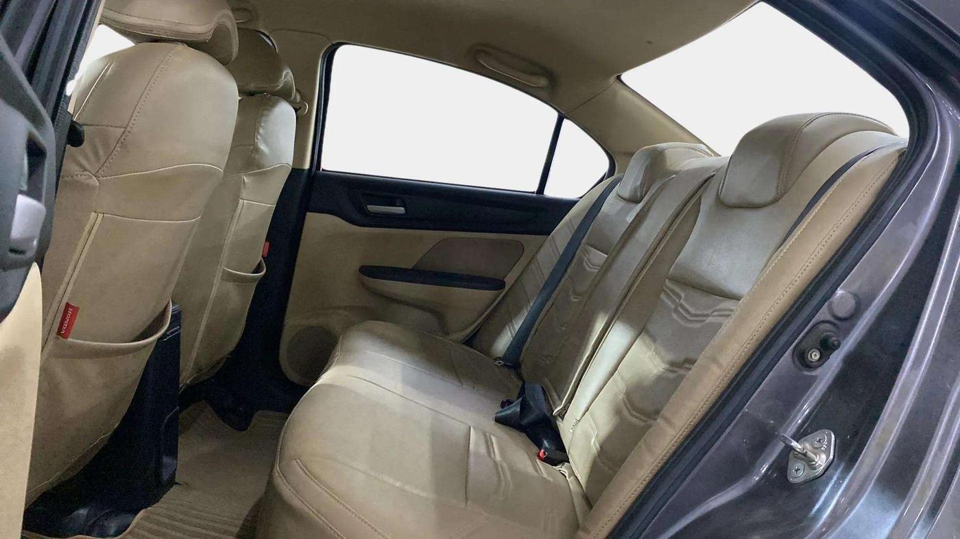 2019 Honda Amaze 1.2L I-VTEC VX CVT, Petrol, Automatic, 50,838 km, Right Side Rear Door Cabin
