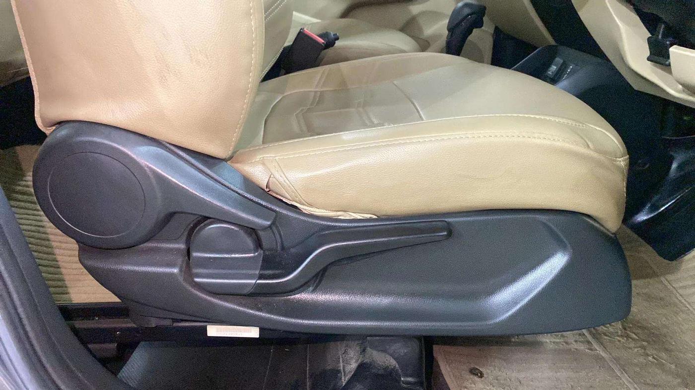 2019 Honda Amaze 1.2L I-VTEC VX CVT, Petrol, Automatic, 50,838 km, Driver Side Adjustment Panel