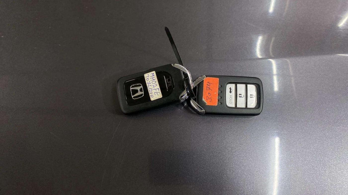 2019 Honda Amaze 1.2L I-VTEC VX CVT, Petrol, Automatic, 50,838 km, Key Close Up